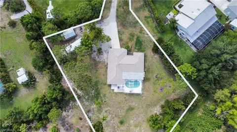 20564 Charing Cross Cir, Estero, FL 33928 photo 5