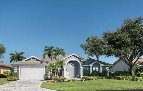 28502 Sombrero Dr, Bonita Springs, FL 34135