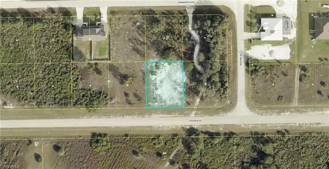 973 Jaguar Blvd, Lehigh Acres, FL 33974
