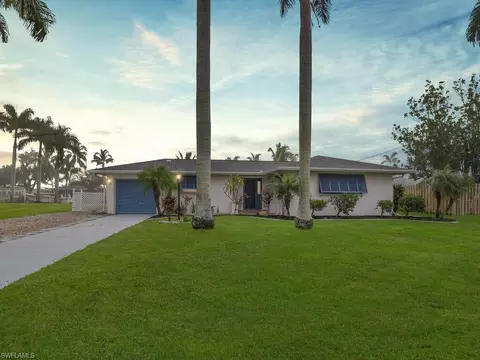 5253 Willow Ct, Cape Coral, FL 33904
