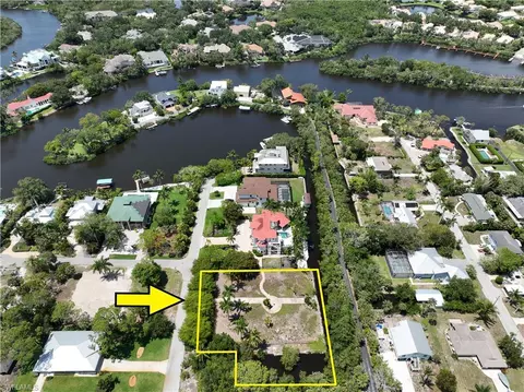 27584 Imperial River Rd, Bonita Springs, FL 34134
