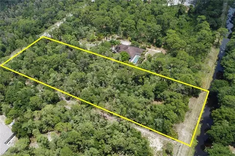 400 33 Ave NW, Naples, FL 34120