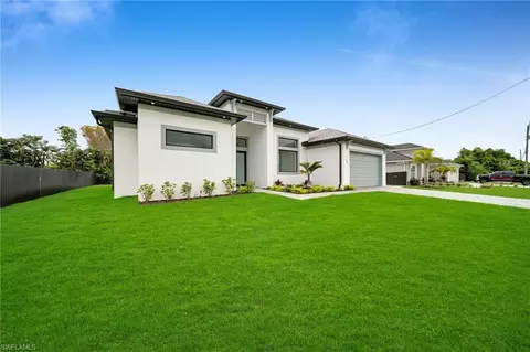 50 NE 4th St, Cape Coral, FL 33909