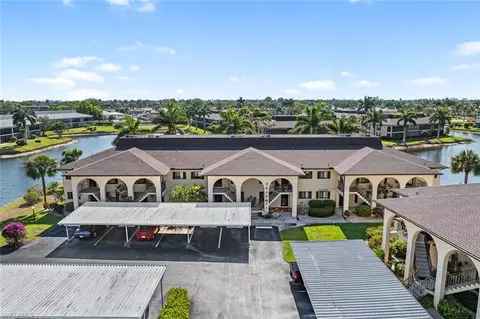 4640 Chantelle Dr #N104, Naples, FL 34112