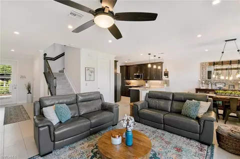 7425 Rockefeller Dr, Naples, FL 34119 photo 7