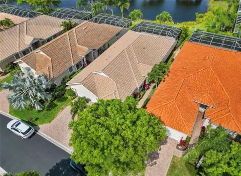 View/Area - 413 Chartwell Pl, Naples, FL 34110 photo 3 of 5