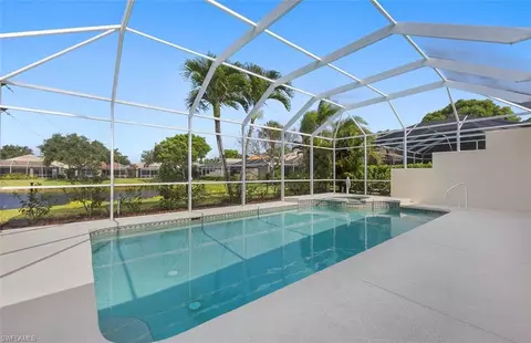 Exterior - 413 Chartwell Pl, Naples, FL 34110 photo 2 of 4