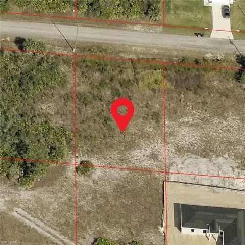 2913 63rd St W, Lehigh Acres, FL 33971
