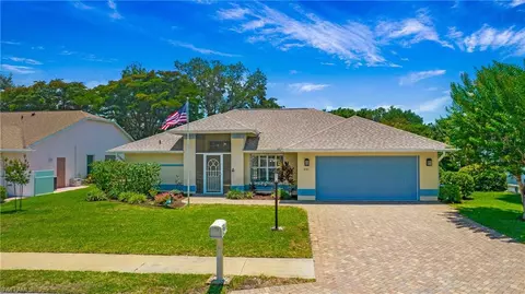 846 Charlemagne Blvd, Naples, FL 34112