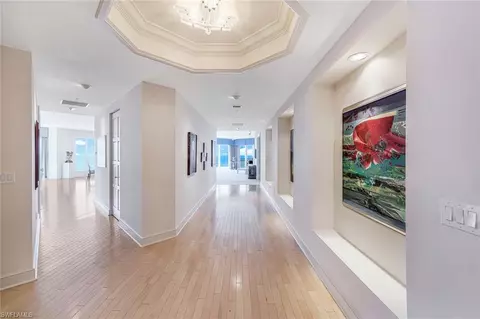 4151 Gulf Shore Blvd N #1002, Naples, FL 34103