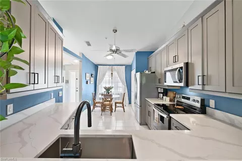 Kitchen - 9087 Michael Cir UNIT 2, Naples, FL 34113 photo 3 of 4