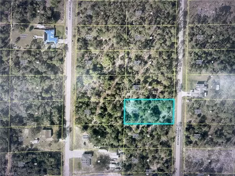 1211 Broadway Ave, Lehigh Acres, FL 33972