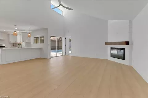 5054 Eclipse Ct, Naples, FL 34104 photo 10