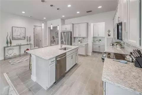 3525 Pilot Cir, Naples, FL 34120 photo 11