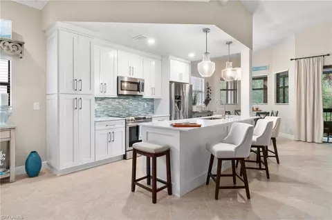 27000 Adriana Cir #201, Bonita Springs, FL 34135