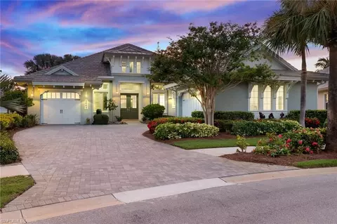 5668 Barbuda Ln, Naples, FL 34113