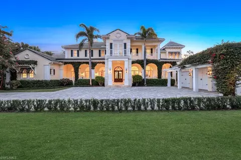 1437 Nighthawk Pt, Naples, FL 34105