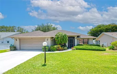 153 Estelle Dr, Naples, FL 34112