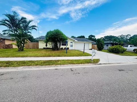 2661 Purslane Dr, Fort Myers, FL 33905