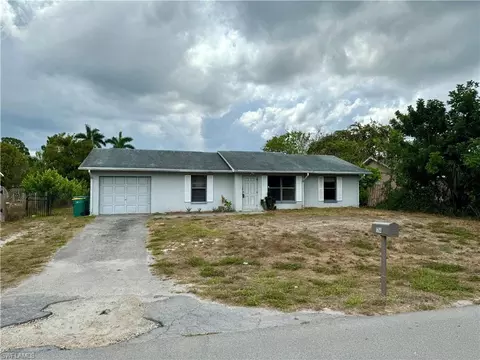 1784 52nd Ter SW, Naples, FL 34116