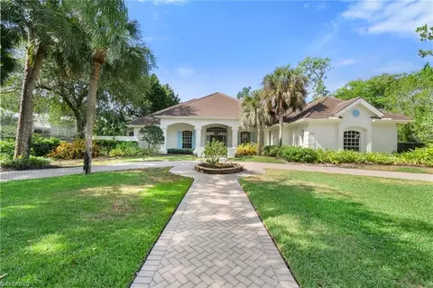 2512 Spicebush Ln, Naples, FL 34105
