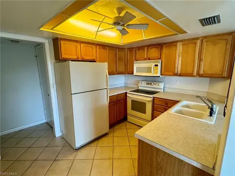 Kitchen - 1748 Bald Eagle Dr #508-C, Naples, FL 34105 photo 1 of 2