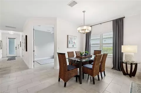 2353 Ariane Dr, Naples, FL 34112 photo 2