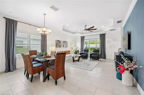 2353 Ariane Dr, Naples, FL 34112