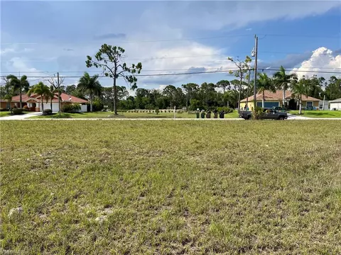 204 NE 31st Ter, Cape Coral, FL 33909