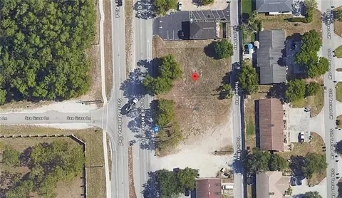 2100 Santa Barbara Blvd, Naples, FL 34116
