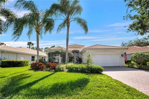 4736 Cerromar Dr, Naples, FL 34112