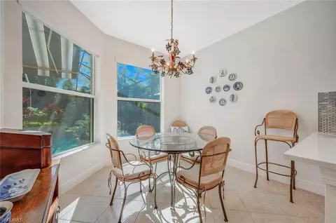 4736 Cerromar Dr, Naples, FL 34112 photo 18