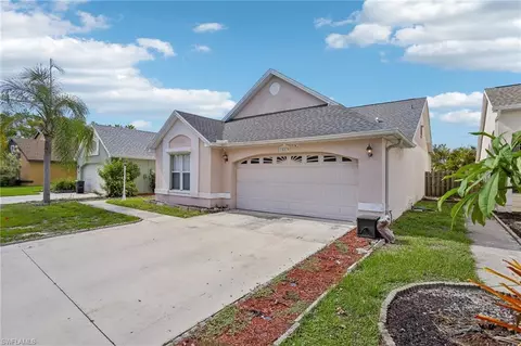 15270 Cricket Ln, Fort Myers, FL 33919