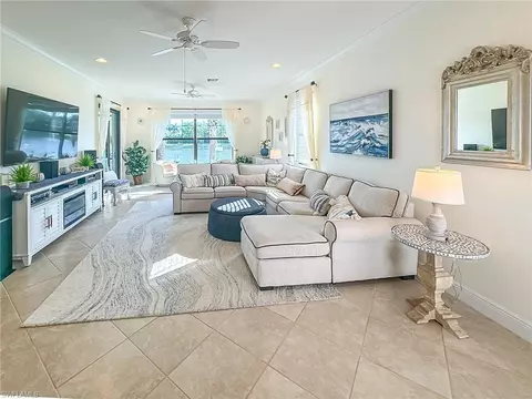 1458 Oceania Dr S, Naples, FL 34113