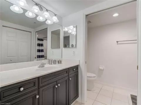 Bath - 4040 Durango Ct #104, Estero, FL 33928 photo 1 of 3