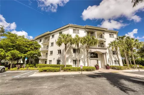 1100 Pine Ridge Rd #B205, Naples, FL 34108