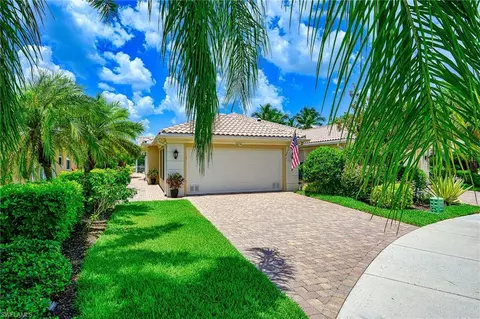 28174 Islet Trl, Bonita Springs, FL 34135