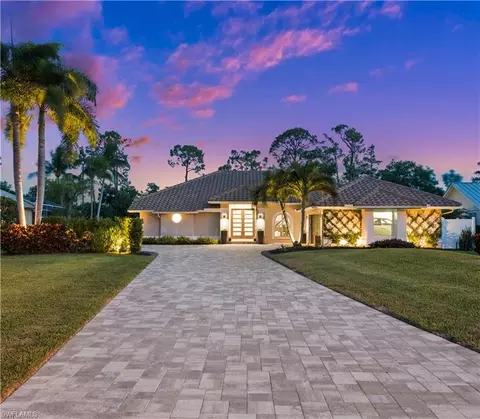 2022 Duke Dr, Naples, FL 34110