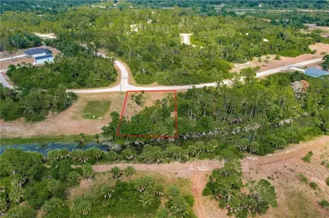 Grove Cir, North Port, FL 34288