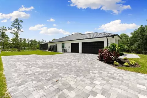 167 Everglades Blvd N, Naples, FL 34120