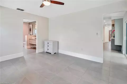155 Wickliffe Dr, Naples, FL 34110 photo 17