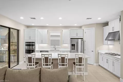 Kitchen - 8664 Dilillo Ct, Naples, FL 34119 photo 4 of 5