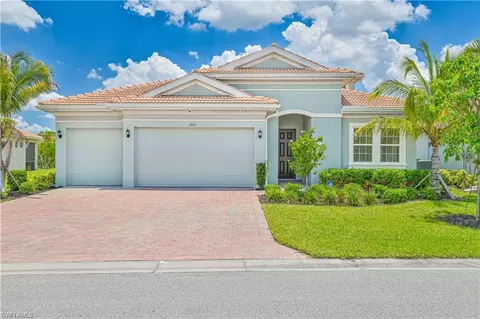 2912 Royal Gardens Ave, Fort Myers, FL 33916