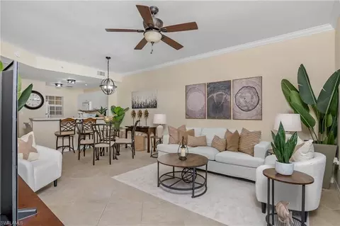 4430 Botanical Place Cir #204, Naples, FL 34112