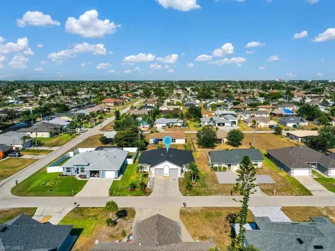 40254027 SW 7th Pl, Cape Coral, FL 33914
