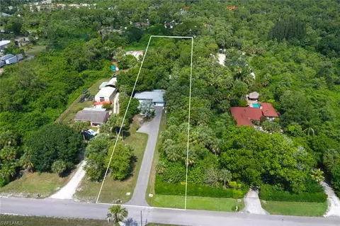 171 2nd St NE, Naples, FL 34120