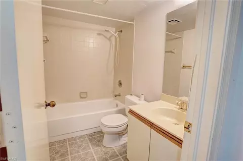 Bath - 1219 Commonwealth Cir #E202, Naples, FL 34116 photo 2 of 2