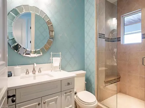 Bath - 1680 Dolphin Ct, Naples, FL 34102 photo 2 of 5