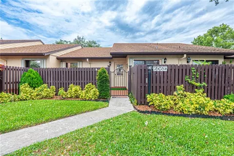 606 Sea Pine Way #E, Greenacres, FL 33415