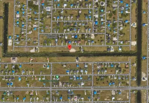 322 NE 25th Ter, Cape Coral, FL 33909